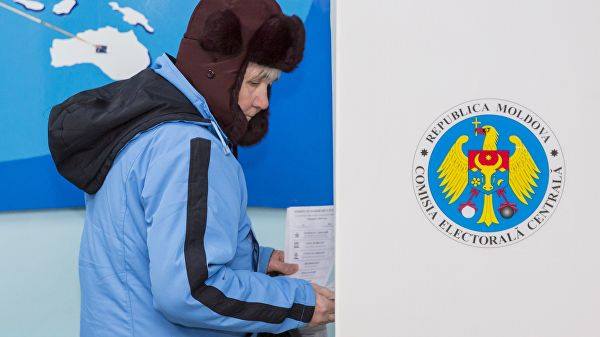 «Демократическая партия» лидирует в однопартийных округах на парламентских выборах в Молдове
