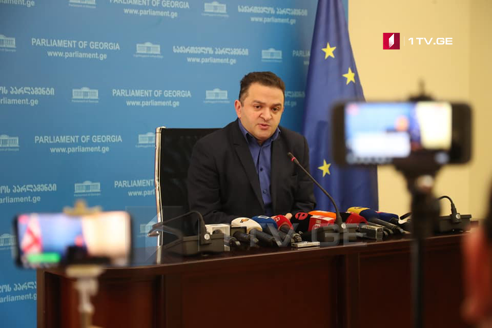 Гедеван Попхадзе – Думаю, что в связи с вопросом о судьях, Бидзина Иванишвили стал стороной
