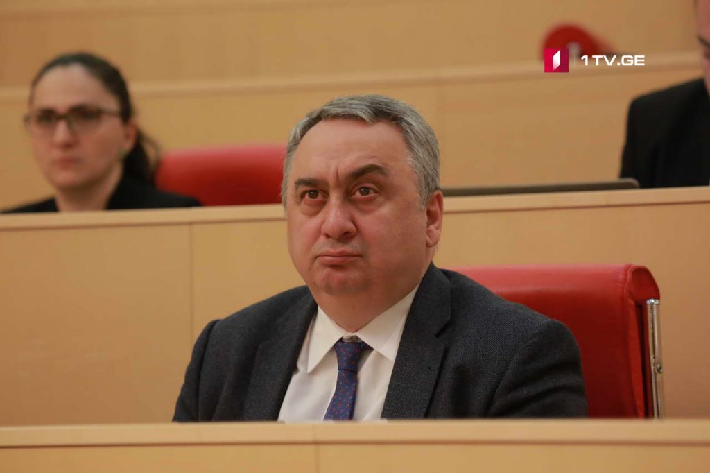Звиад Квачантирадзе покинул парламентское большинство