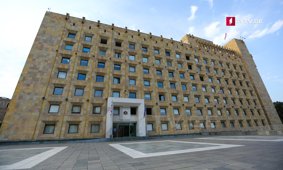 Пресс-служба премьер-министра распространяет информацию о встрече Зураба Абашидзе и Григория Карасина