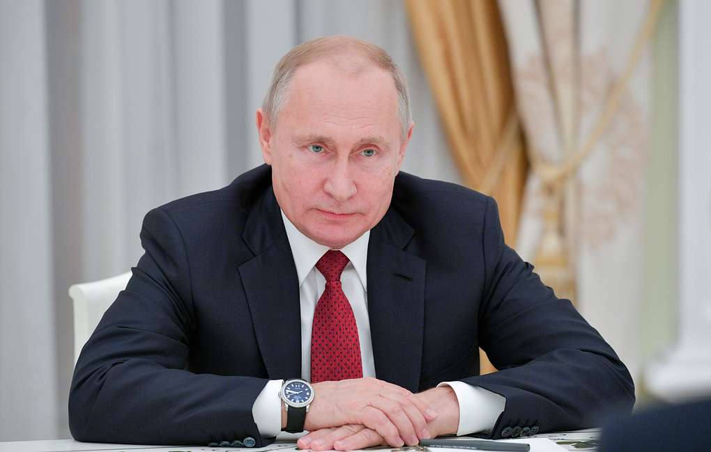 Владимир Путин поручил российскому правительству вернуть в страну граждан России, временно находящихся в Грузии