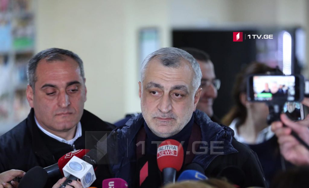 Mamuka Khazaradze says he presented a copy of letter in court