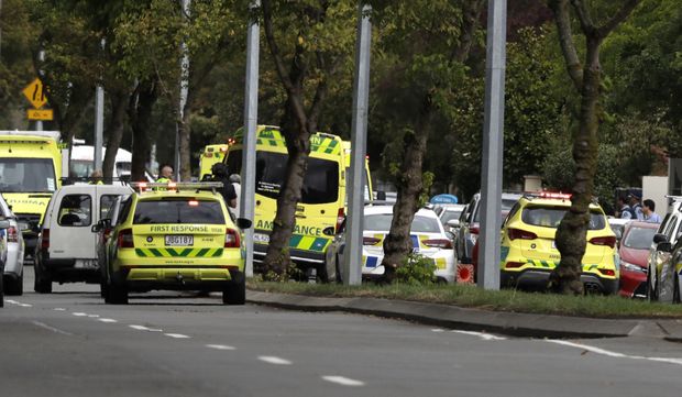 Նոր Զելանդիայի երկու մզկիթներում հրաձգության հետևանքով զոհվել են առնվազն 9-ը և տուժել՝ տասնյակ մարդիկ