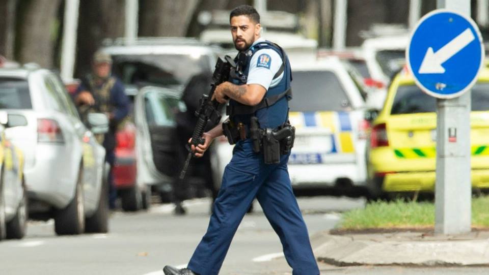 Количество жертв нападения в двух мечетях в Новой Зеландии увеличилось