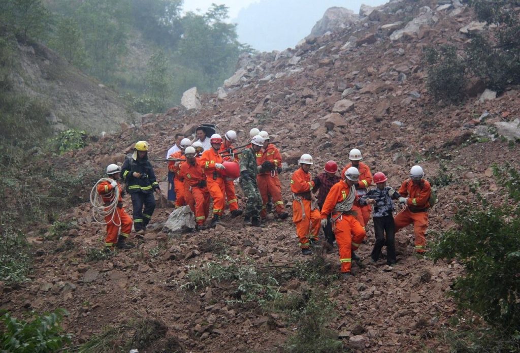 Landslide topples buildings in China, 2 killed