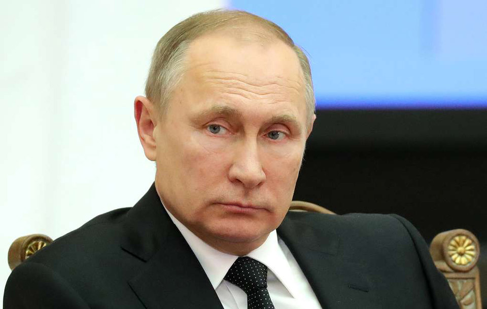 Согласно опросу, рейтинг Владимира Путина рекордно упал