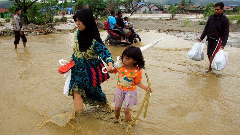 Ինդոնեզիայում ջրհեղեղի հետևանքով զոհերի թիվը հասել է 100-ի