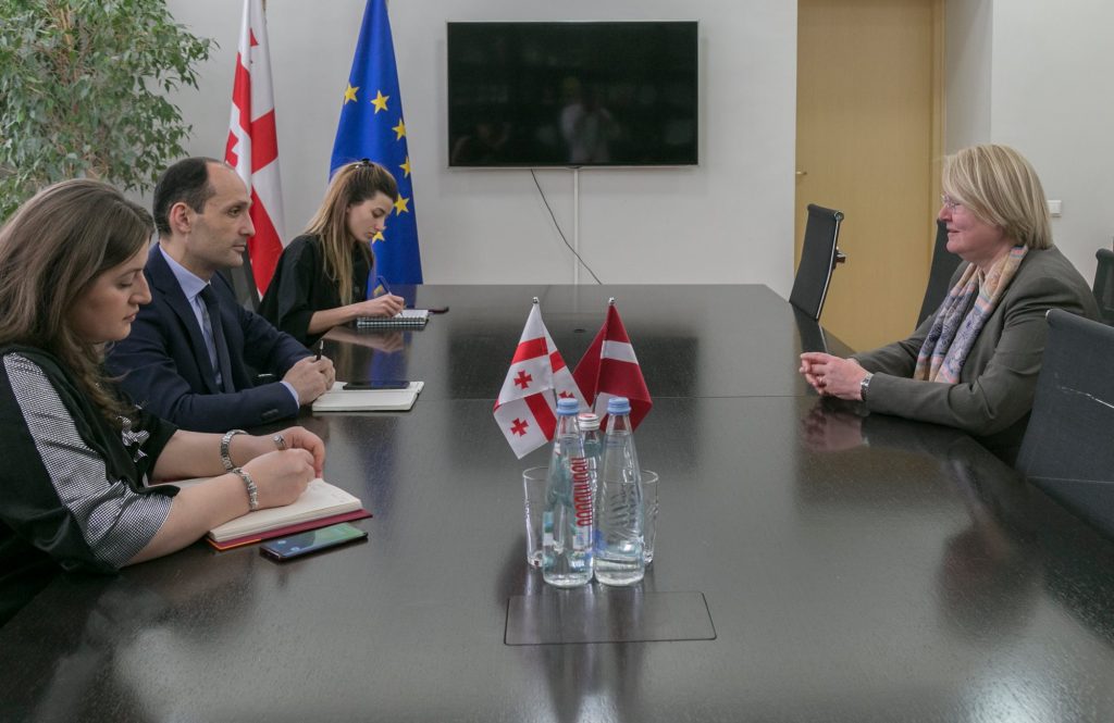Леван Давиташвили встретился с послом Латвии