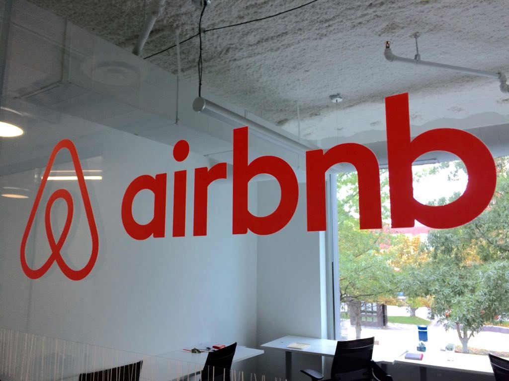 На Airbnb вновь будут доступны квартиры из Абхазии и Цхинвальского региона