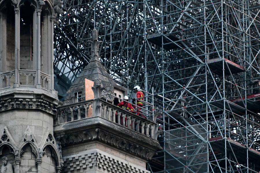 Еврокомиссия выделит грант на восстановление собора Парижской Богоматери