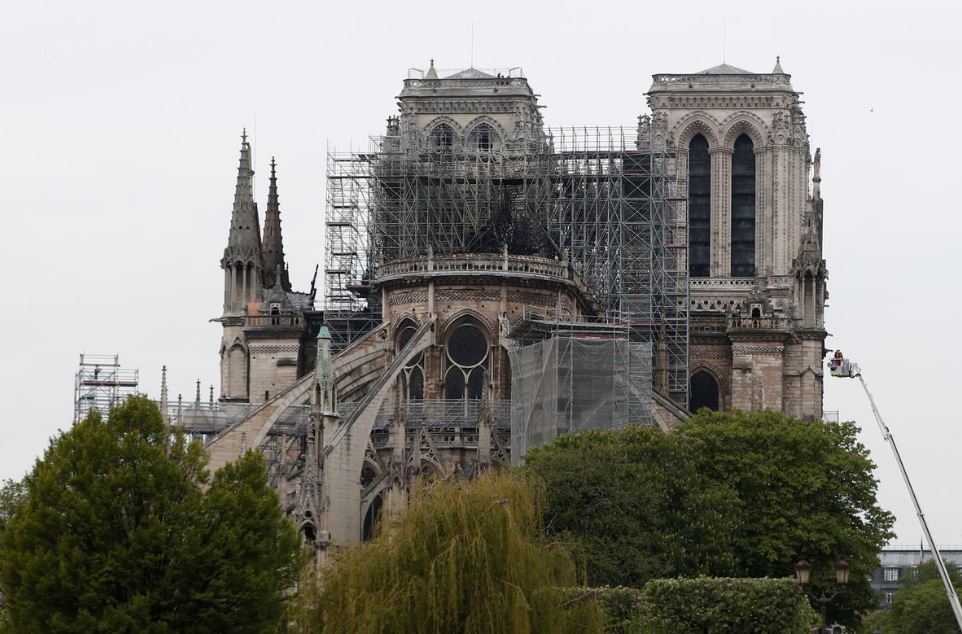 Мусульманские организации - Французские мусульмане должны профинансировать восстановление собора Парижской Богоматери