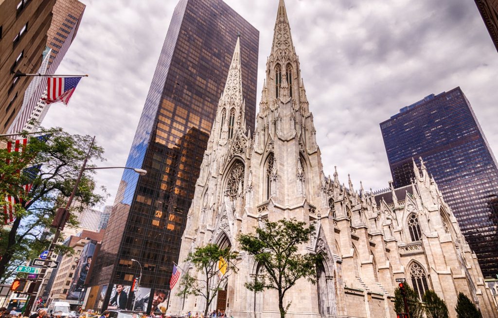 Նյու Յորքում տղամարդը փորձել է հրկիզել Սուրբ Պատրիկի անվան տաճարը