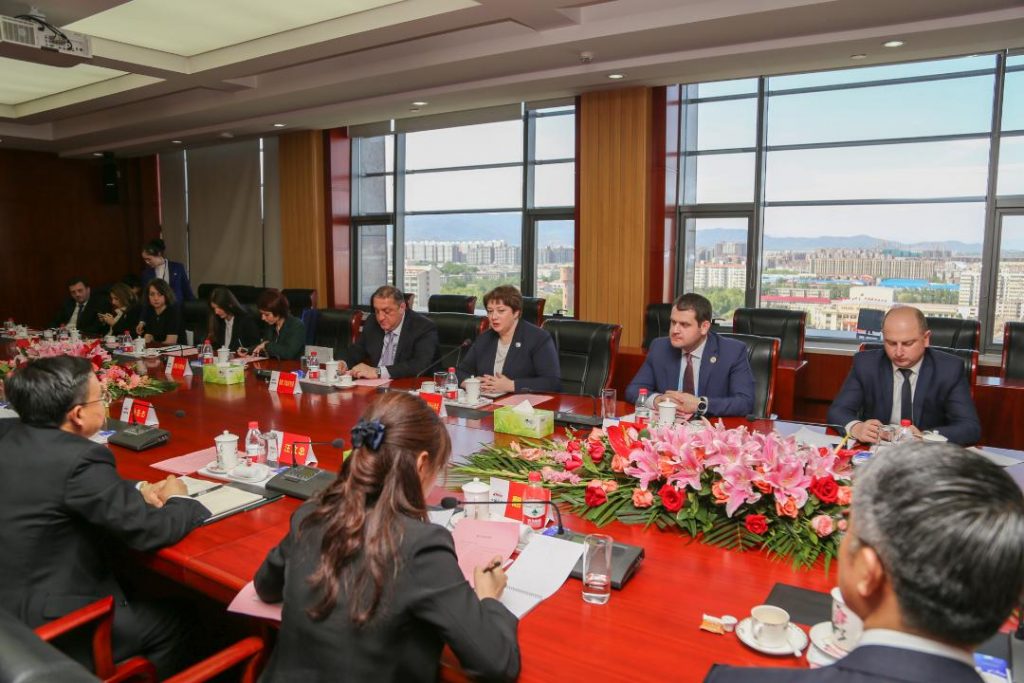 Майя Цкитишвили встретилась с представителями менеджмента Китайской корпорации железнодорожного строительства