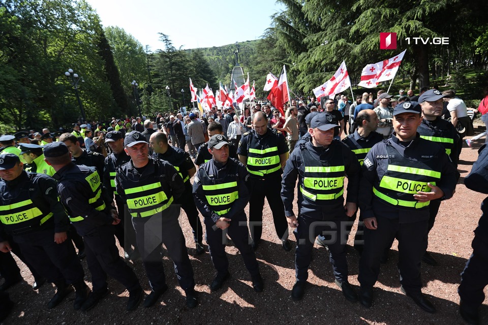 МВД распространяет официальную информацию о задержанных на акции у парка Ваке