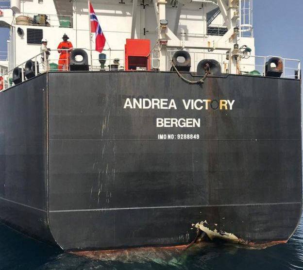 США подозревают Иран во взрывах нефтяных танкеров в Оманском заливе