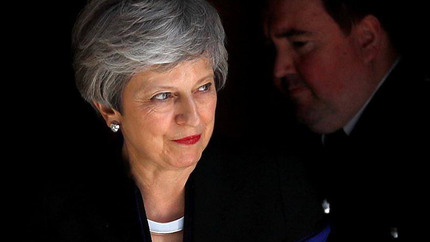 Тереза Мэй представит законопроект о "Brexit" в парламенте 3 июня