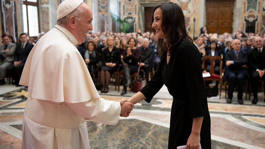 Папа Римский - Журналисты не должны распространять фальшивые новости