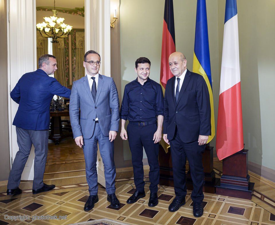 Министры иностранных дел Германии и Франции выразили Владимиру Зеленскому поддержку по вопросу территориальной целостности Украины