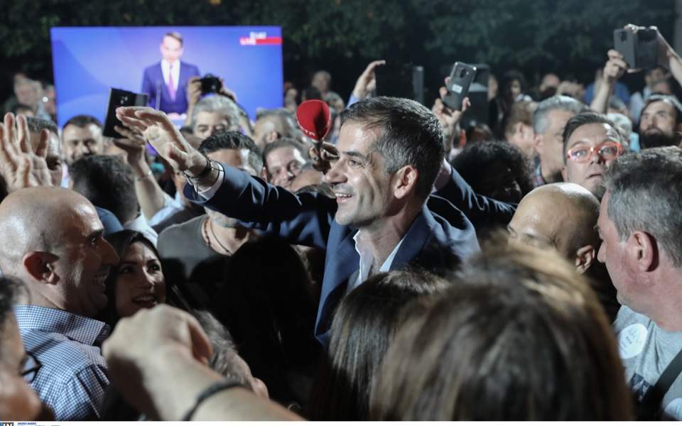 В муниципальных выборах в Греции победила оппозиция