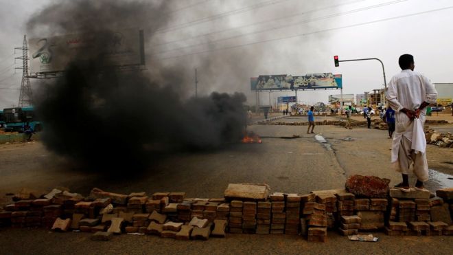 Dozens of bodies pulled from Nile, opposition says