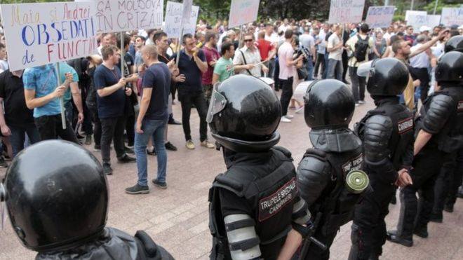 Полиция Молдовы не признает новое правительство