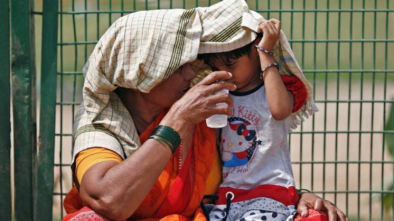 Из-за сильной жары в Индии скончались 29 человек