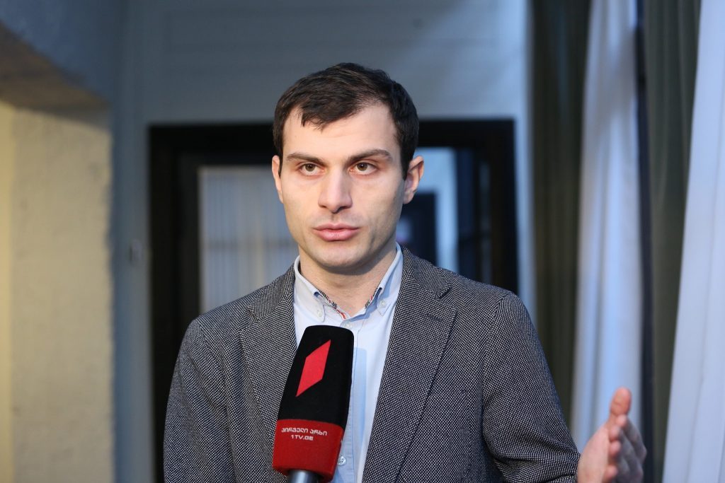 Адукат иҳәамҭала, Михаил Саакашвили, ажурналистцәа рҿаҧхьа, иарбанзаалак анаркотик азы атест аҟаҵара дазыхиоуп