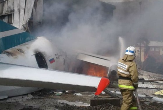 Два человека погибли в результате аварийной посадки пассажирского самолета в Республике Бурятия