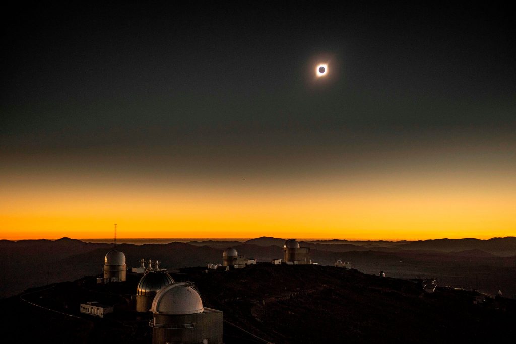 Total solar eclipse 2019: Sky show hits South America (Photo)