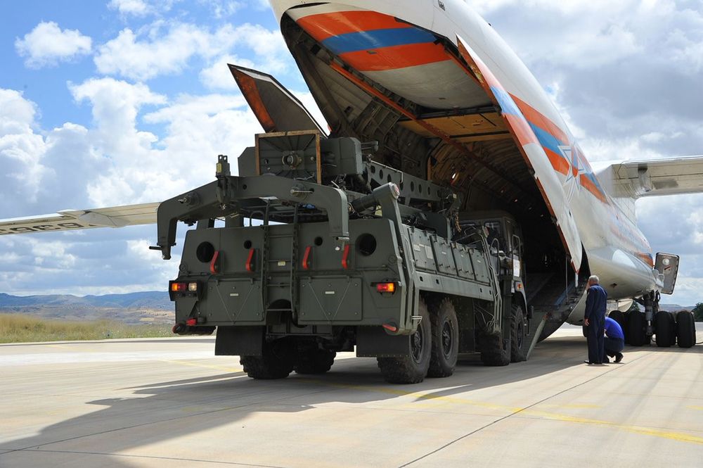 "Bloombergin" məlumatına görə, ABŞ Türkiyəyə qarşı sanksiyalarn tədbiq edilməsini planlaşdırır