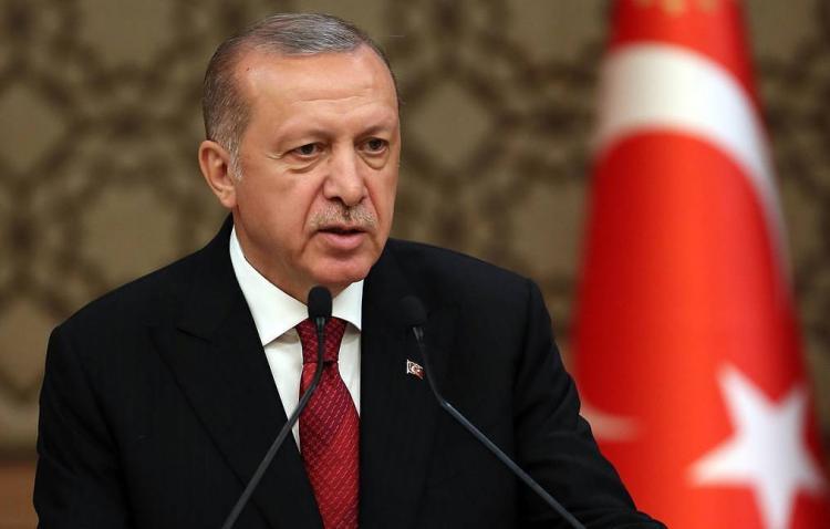 Реджеп Тайип Эрдоган требует от США выдачи командира сирийских курдов