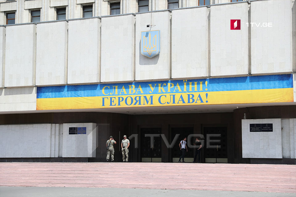 Snap parliamentary elections underway in Ukraine