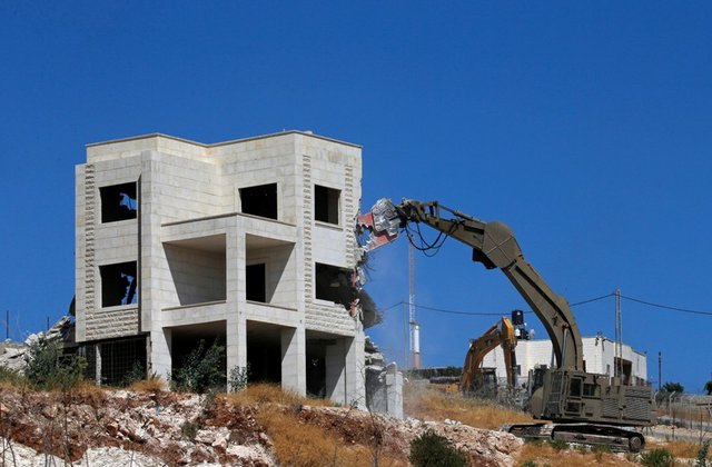 В пригородах восточного Иерусалима Израиль начал сносить палестинские дома
