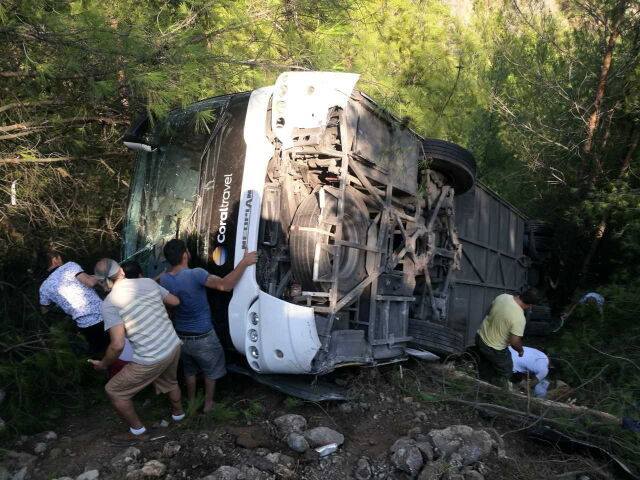 Автобус с польскими туристами попал в аварию в Турции