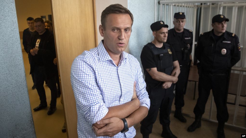 Московский суд приговорил Алексея Навального к 30 дням административного заключения