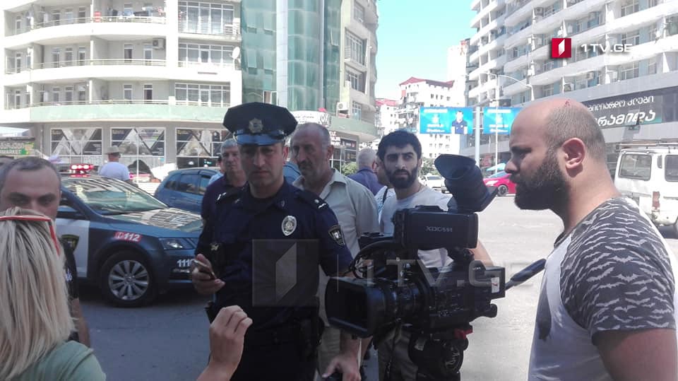 Representatives of construction company attacked cameraman of First Channel in Batumi