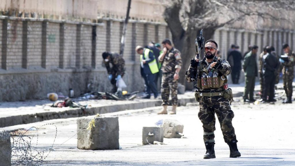 В результате теракта в Афганистане погибли 34 человека, 17 пострадали