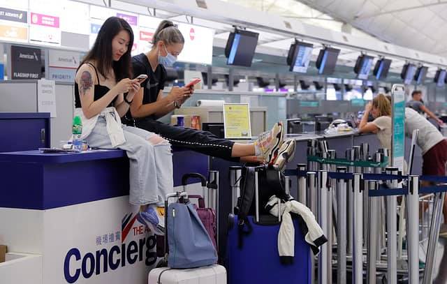 Из-за акции протеста в Гонконгском аэропорту было отменено более 300-от рейсов