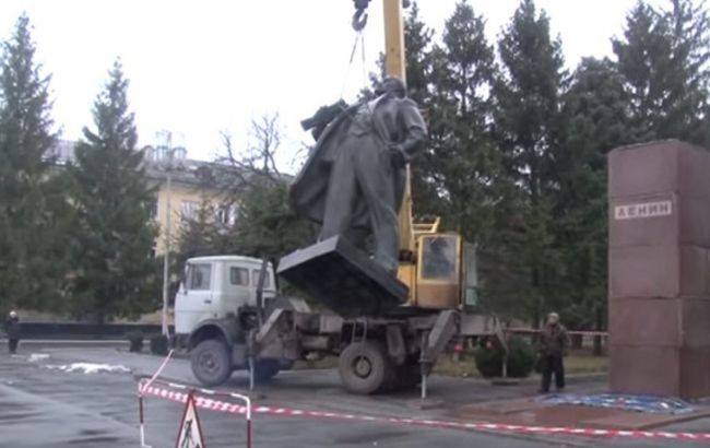 Ուկրաինայում Լենինի արձանը վաճառվել է որպես մետաղի ջարդոն