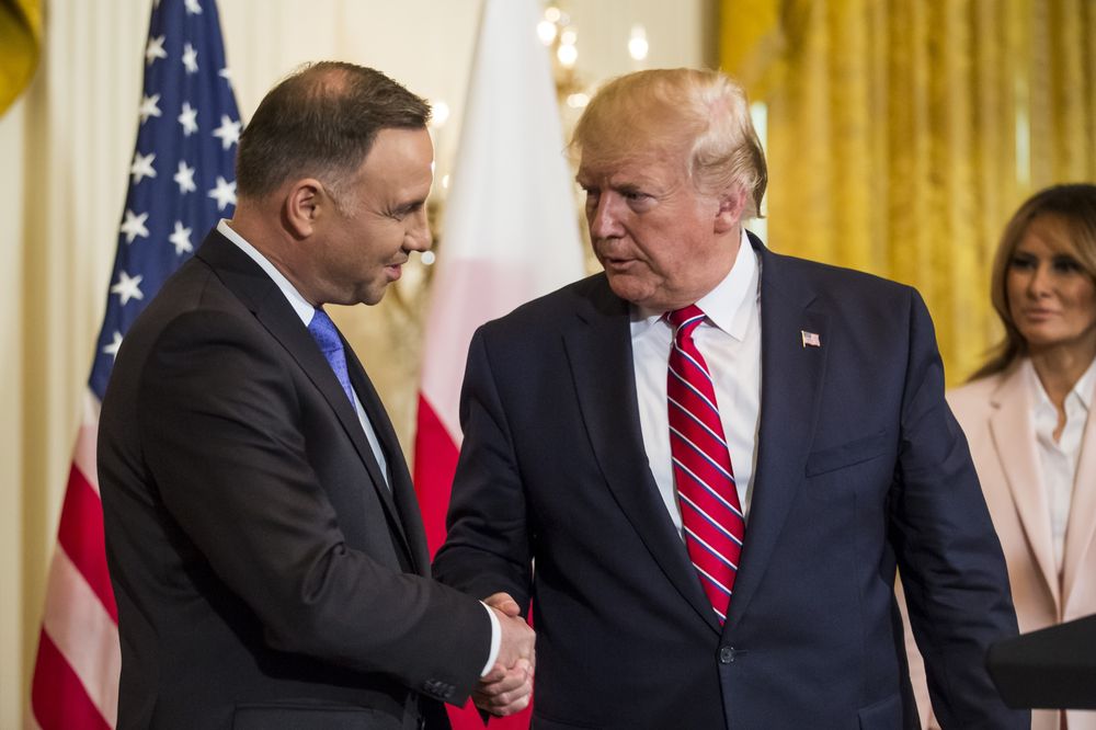 Президенты США и Польши подпишут декларацию об увеличении американского военного контингента в Польше