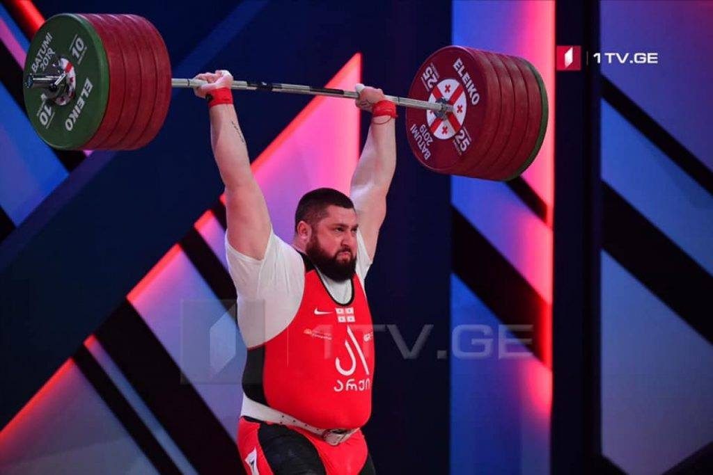 Lasha Talakhadze set three records and became four-time world champion