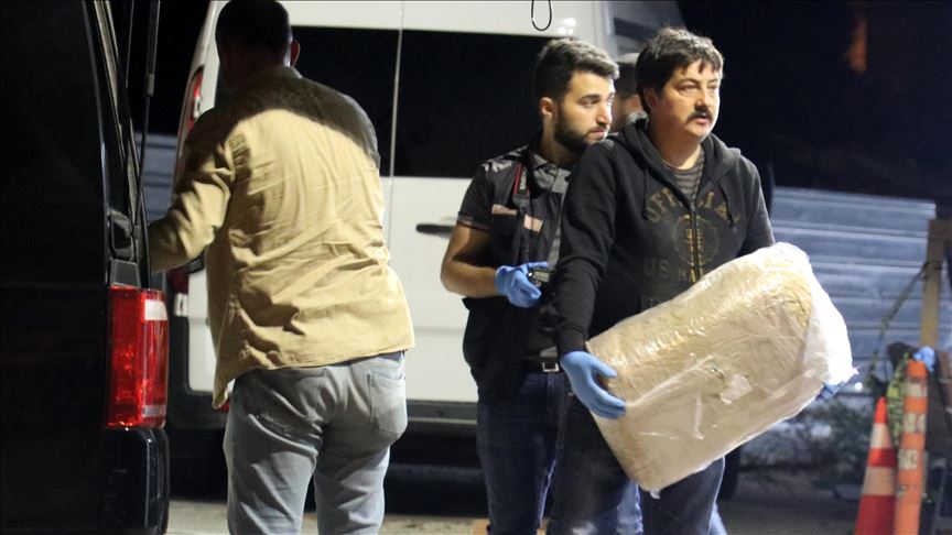 Türkiyədə polis bir ton narkotik vasitəsini aşkar etdi
