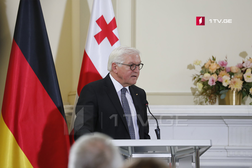 German President: “Steinmeier formula” is an attempt to transform big steps into relatively small ones