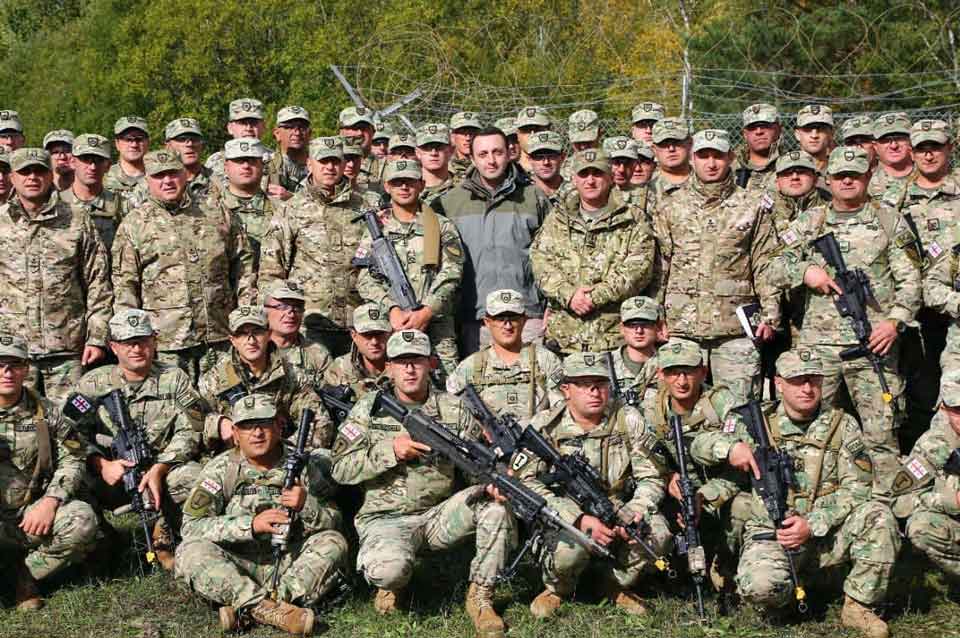 Ираклий Гарибашвили в Германии навестил грузинских солдат