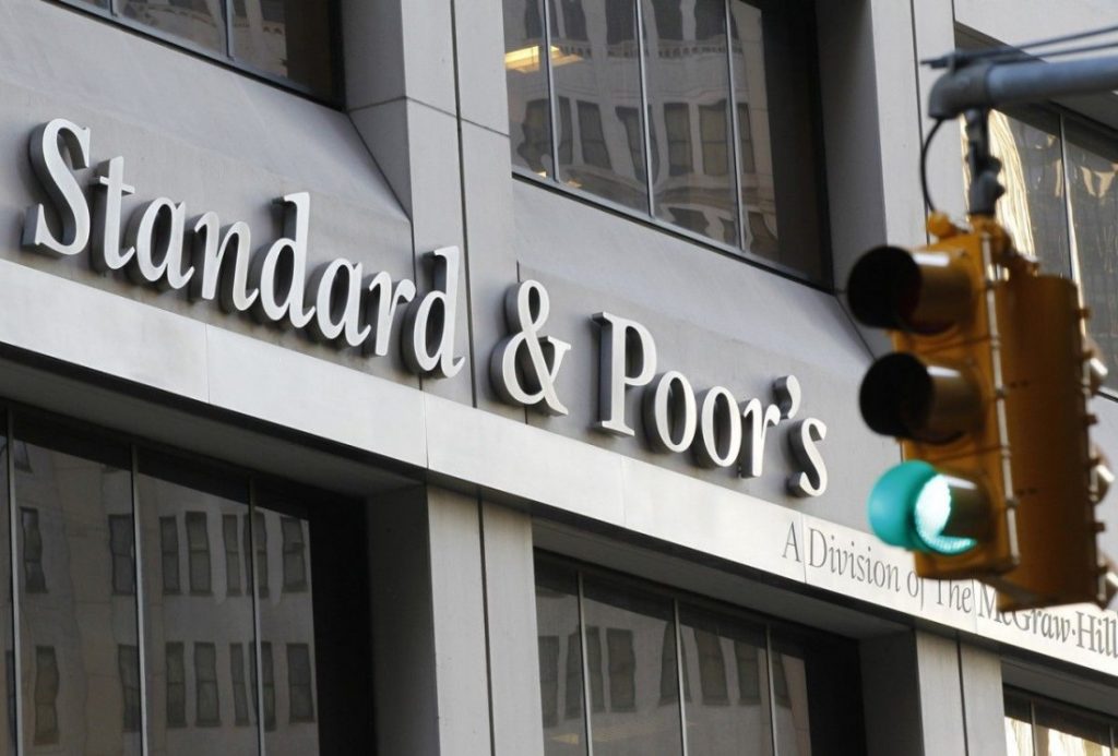 Standart & Poor's повысил кредитный рейтинг Грузии до «BB»