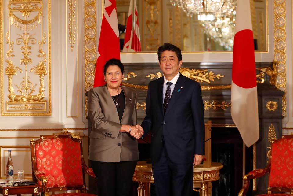 Саломе Зурабишвили встретилась с премьер-министром Японии