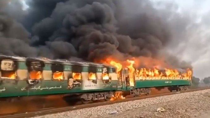 Պակիստանում, գնացքում հրդեհի հետևանքով զոհերի թիվը հասել է 62-ի