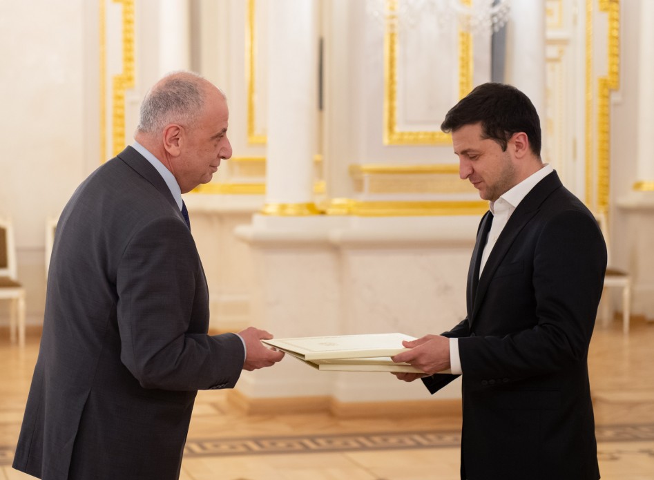 Georgian Ambassador to Ukraine presented his credentials to Volodymyr Zelensky
