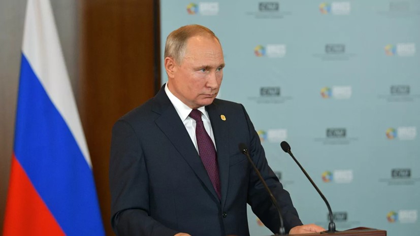 Vladimir Putin - Ukrayna prezidenti simpatiya yaradan insandır, fikirimcə o, həqiqətən durumun yaxşılığa doğru dəyişdirilməsini istəyir