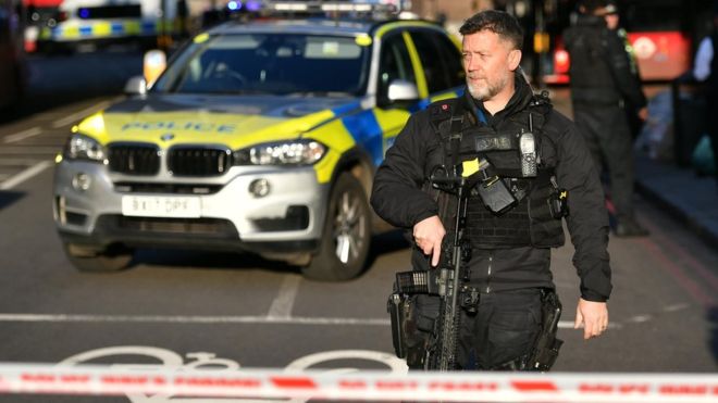 London Bridge attack - Several people stabbed, suspect killed